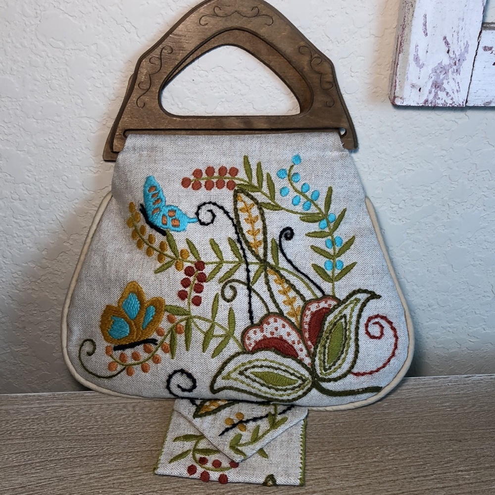 Purse and Wallet
